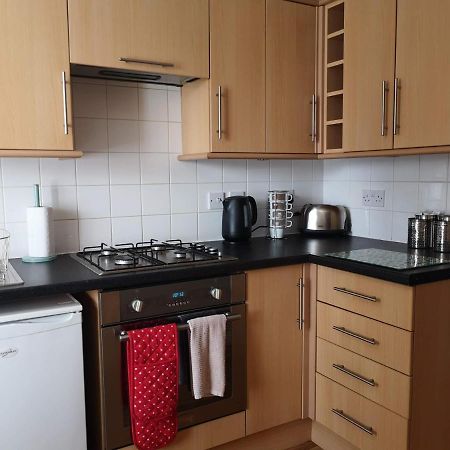 Coastal Escape Deal - 2 Bedroom House -Short Lets & Serviced Accommodation Dış mekan fotoğraf