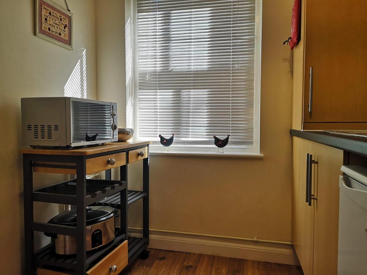Coastal Escape Deal - 2 Bedroom House -Short Lets & Serviced Accommodation Dış mekan fotoğraf