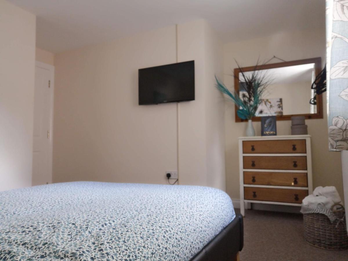 Coastal Escape Deal - 2 Bedroom House -Short Lets & Serviced Accommodation Dış mekan fotoğraf