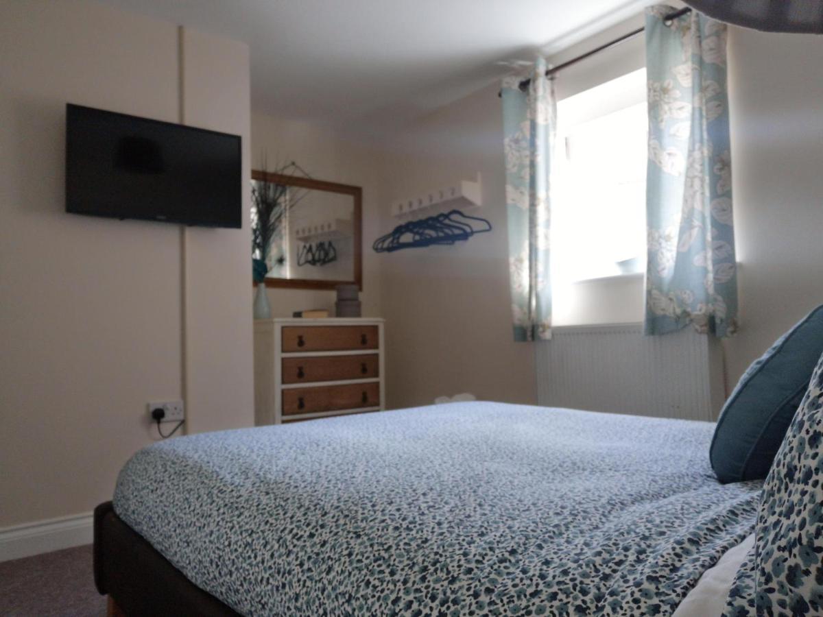 Coastal Escape Deal - 2 Bedroom House -Short Lets & Serviced Accommodation Dış mekan fotoğraf